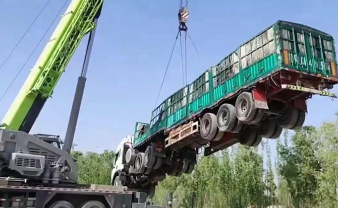 金湾区道路脱困救援案例